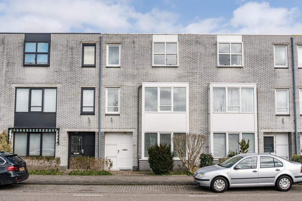 Hoofddorp – Reina Prinsen Geerligsdreef 57